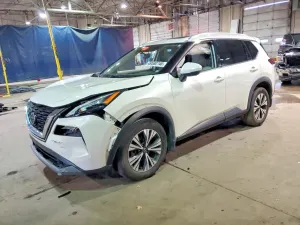 Nissan Rogue 2.5L 4 2021