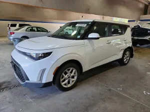 Kia Soul 2.0L 4 2024