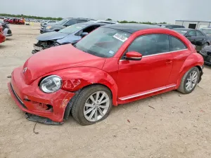 Volkswagen Beetle 2.0L 4 2019