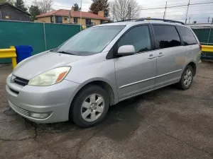 Toyota Sienna 3.3L 6 2004