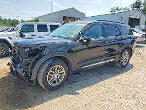 Ford Explorer 2.3L 4 2025