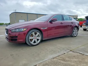 Jaguar XE 2.0L 4 2017