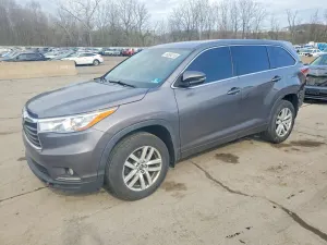 Toyota Highlander 3.5L 6 2016