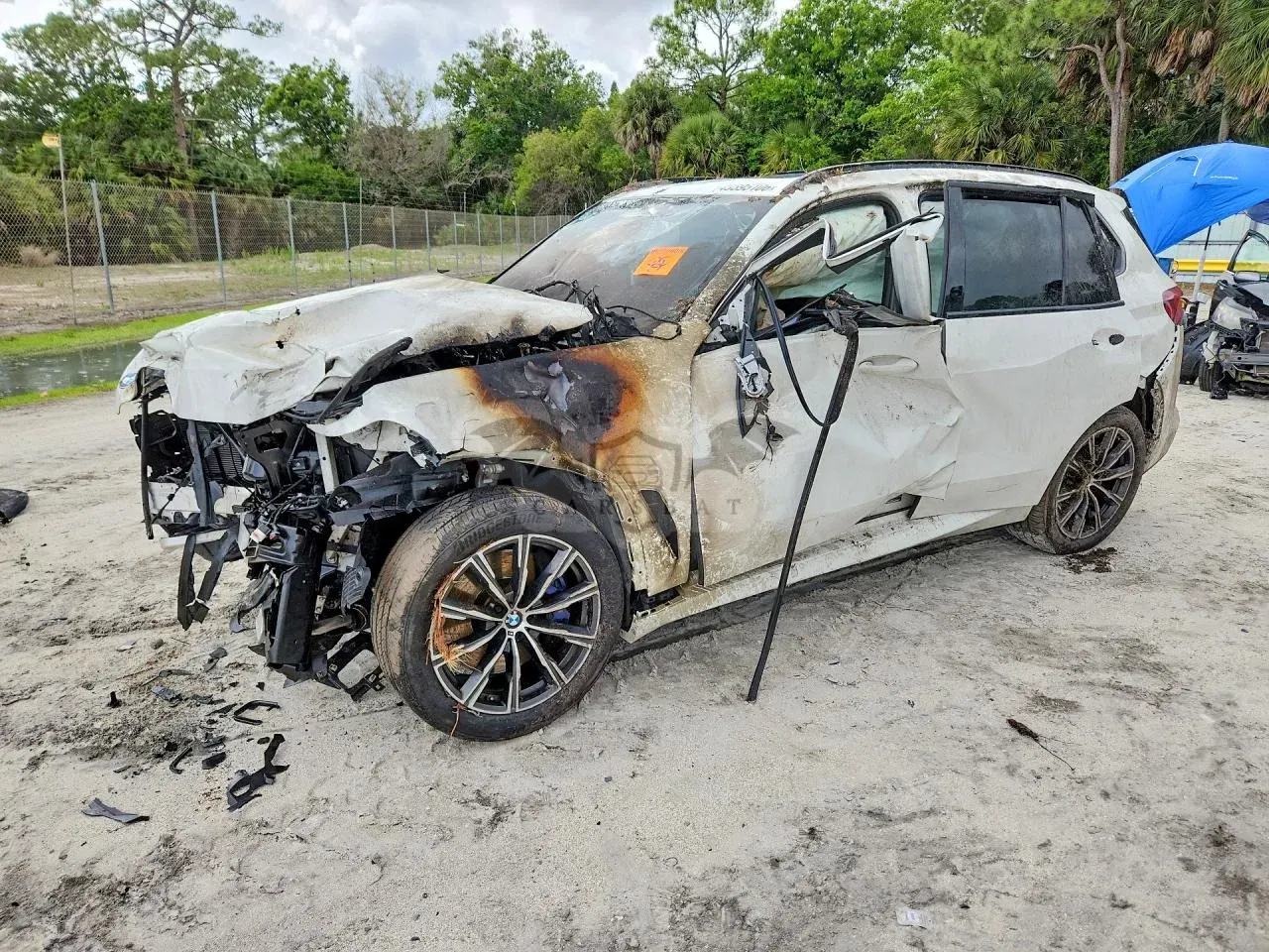 BMW X5 4.4L 8 2022