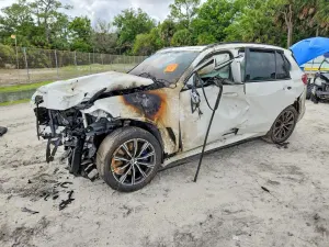 BMW X5 4.4L 8 2022