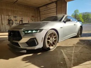 Ford Mustang 5.0L 8 2024