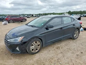 Hyundai Elantra 2.0L 4 2019