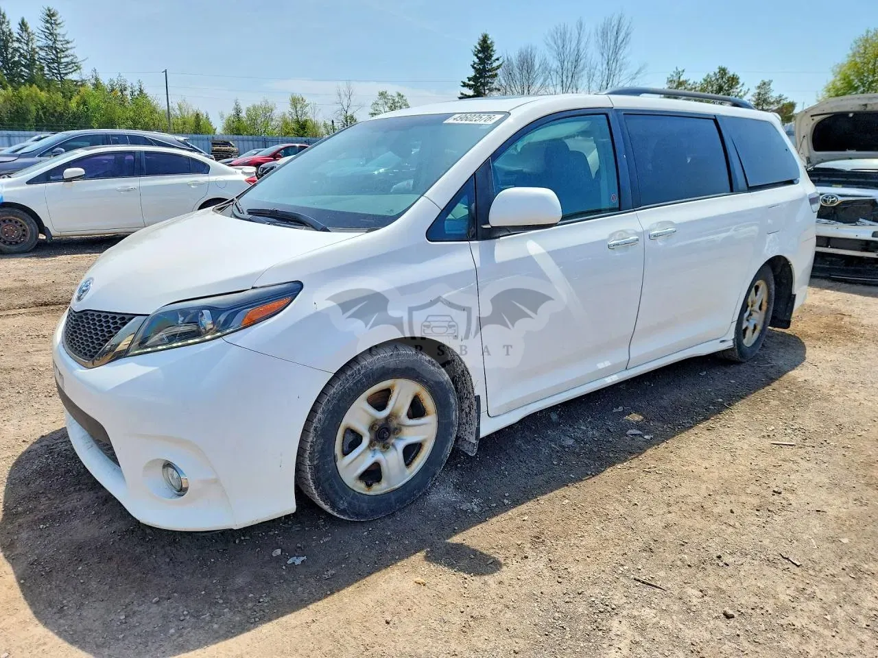Toyota Sienna 3.5L 6 2016