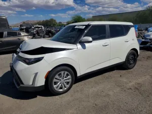 Kia Soul 2.0L 4 2023