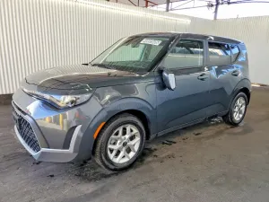Kia Soul 2.0L 4 2025