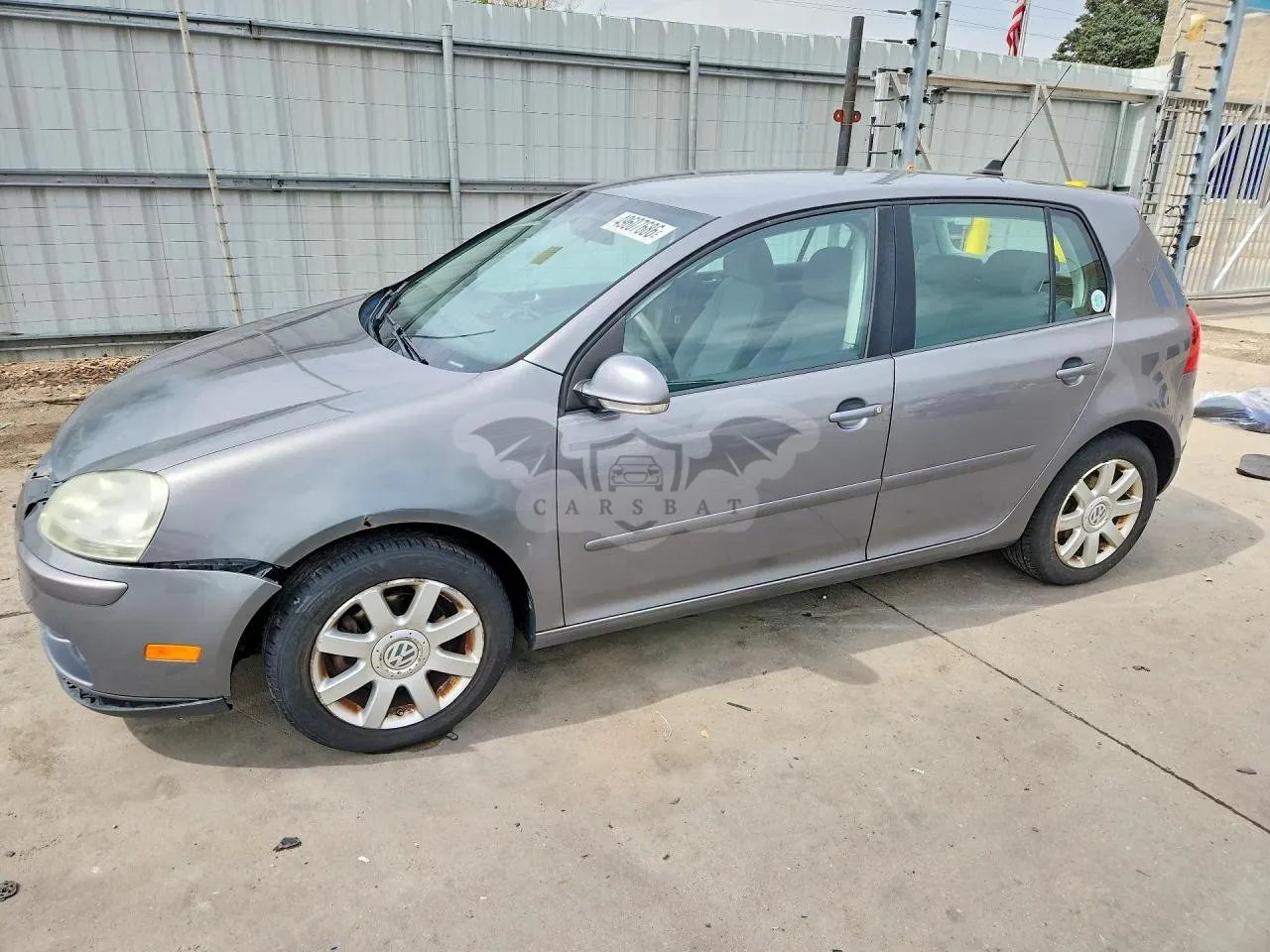 Volkswagen Golf 2.5L 5 2009