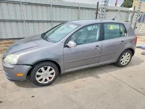 Volkswagen Golf 2.5L 5 2009