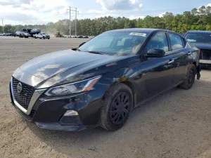 Nissan Altima 2.5L 4 2020