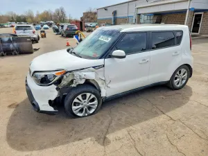 Kia Soul 2.0L 4 2015