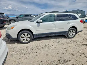 Subaru Outback 2.5L 4 2013