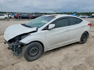Hyundai Elantra 1.8L 4 2013