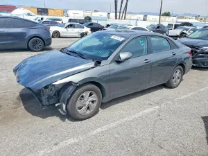 Hyundai Elantra 2.0L 4 2025