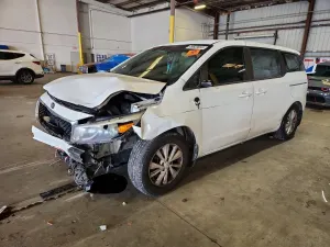 Kia Sedona 3.3L 6 2016