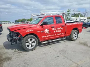RAM 1500 5.7L 8 2015