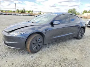 Tesla Model 3 2025