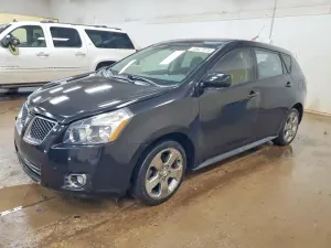 Pontiac Vibe 2.4L 4 2010