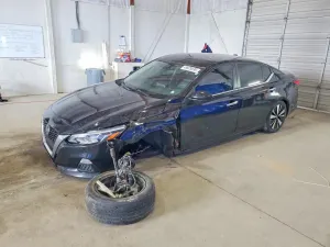 Nissan Altima 2.5L 4 2021
