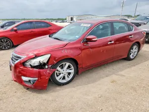 Nissan Altima 2.5L 4 2015