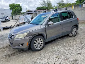Volkswagen Tiguan 2.0L 4 2010