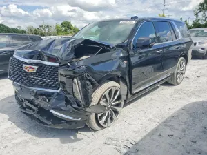 Cadillac Escalade 6.2L 8 2025