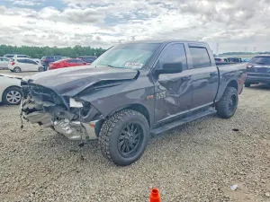 RAM 1500 5.7L 8 2018
