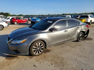 Nissan Altima 2.5L 4 2017