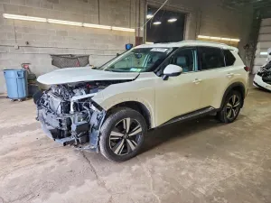 Nissan Rogue 2.5L 4 2021
