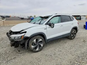 Volkswagen Taos 1.5L 4 2023