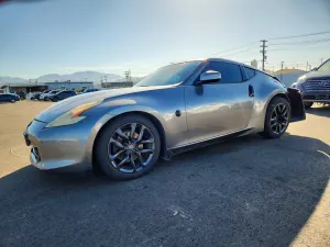 Nissan 370z 3.7L 6 2012