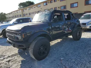 Ford Bronco 2.7L 6 2024