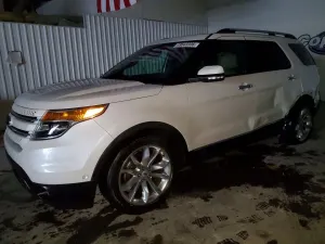 Ford Explorer 3.5L 6 2014