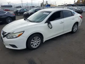Nissan Altima 2.5L 4 2017