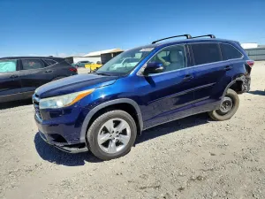 Toyota Highlander 3.5L 6 2015