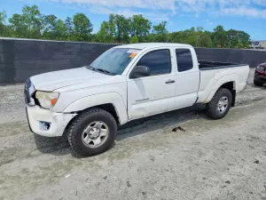 Toyota Tacoma 2.7L 4 2014