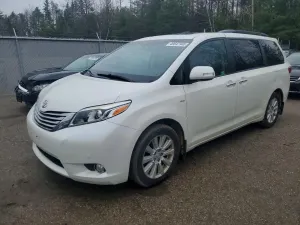 Toyota Sienna 3.5L 6 2017
