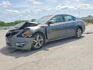 Nissan Altima 2.5L 4 2015