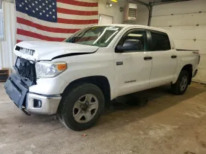 Toyota Tundra 5.7L 8 2015