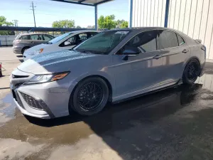 Toyota Camry 2.5L 4 2021