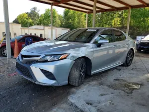 Toyota Camry 2.5L 4 2018