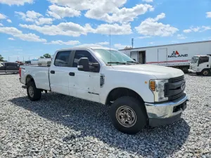 Ford F-250 6.7L 8 2018
