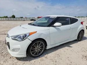 Hyundai Veloster 1.6L 4 2013