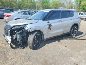 Mitsubishi Outlander 2.5L 4 2022