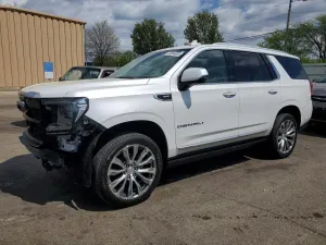 GMC Yukon 6.2L 8 2021