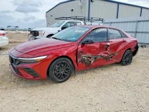 Hyundai Elantra 2.0L 4 2024
