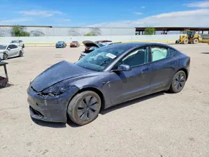 Tesla Model 3 2024